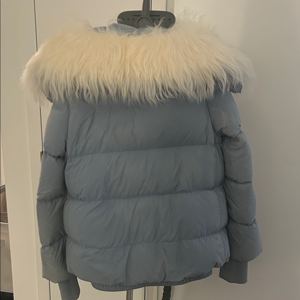 Moncler Sky Blue Puffer Jacket with White Faux Fur Collar - Picture 6 of 8